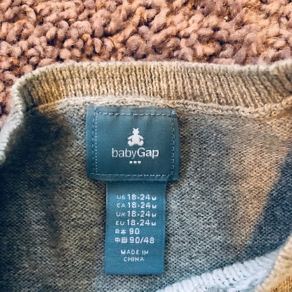 GAP adorable daisy sweater dress 18-24mo excellent